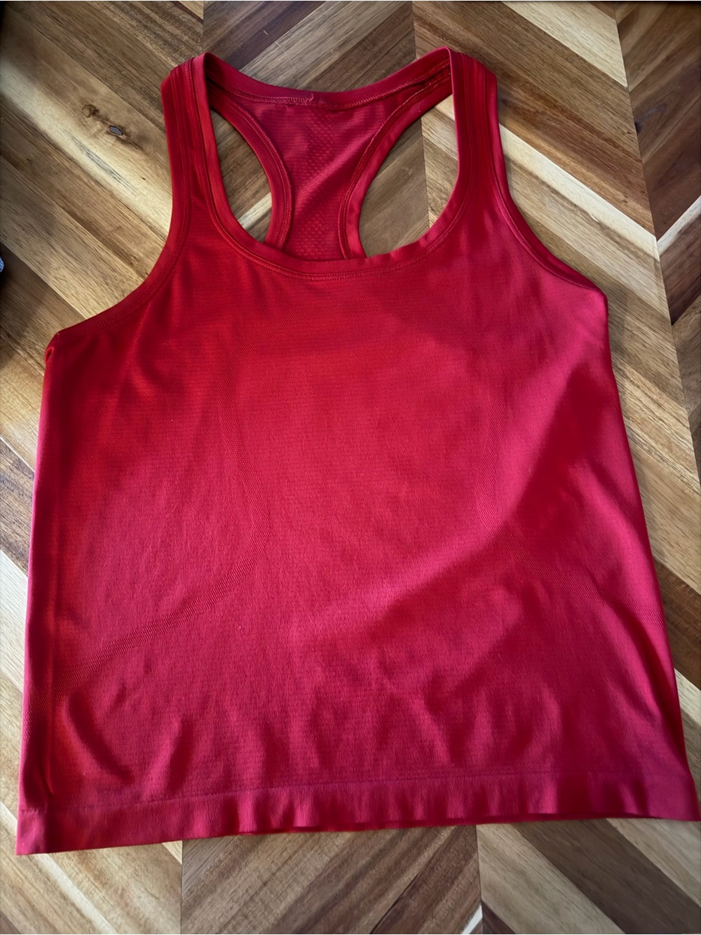 lululemon athletica swiftly Red Racerback Tank Top waist length size 6